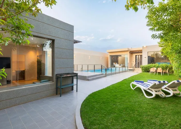 The Corner Hotel Resorts - Riyadh