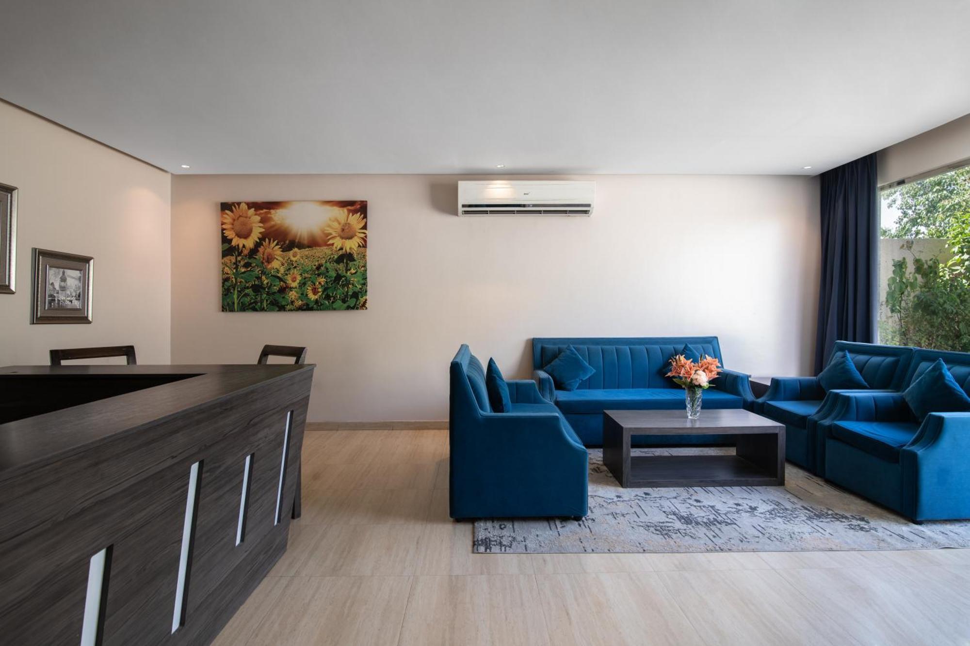 The Corner - Resort 4*