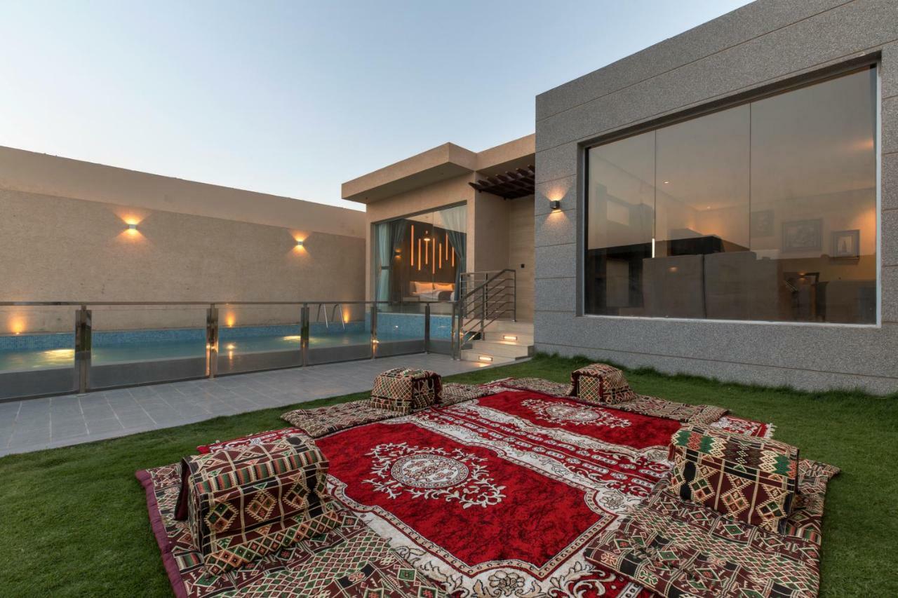 Resort The Corner -
